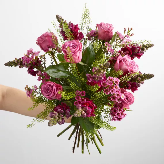 Flowers - 3 Month Gift Subscription - Fortnightly, £156.00 - Gift the gift of flowers with a beautiful 3-month floral subscription delivered every fortnight.