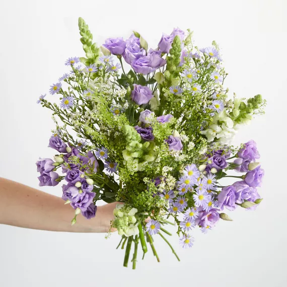 Flowers - 12 Months Gift Subscription - Fortnightly, £624.00 - A beautiful floral subscription that provides a fresh bouquet every two weeks for a full year.