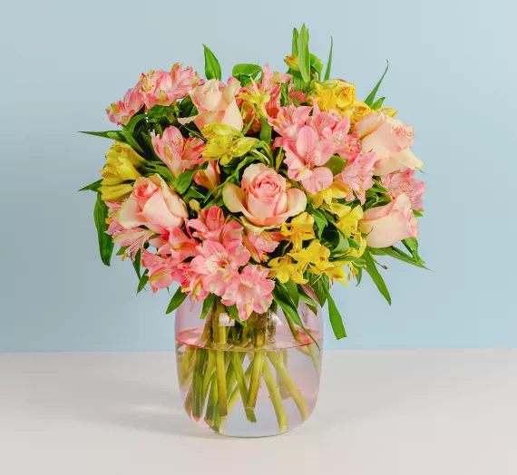 flowers - Seasonal Flowers Subscription, £20.00 - Simplify your life and enjoy a continuous flow of fresh, beautiful blooms with the 123 Flowers Seasonal Subscription Service.