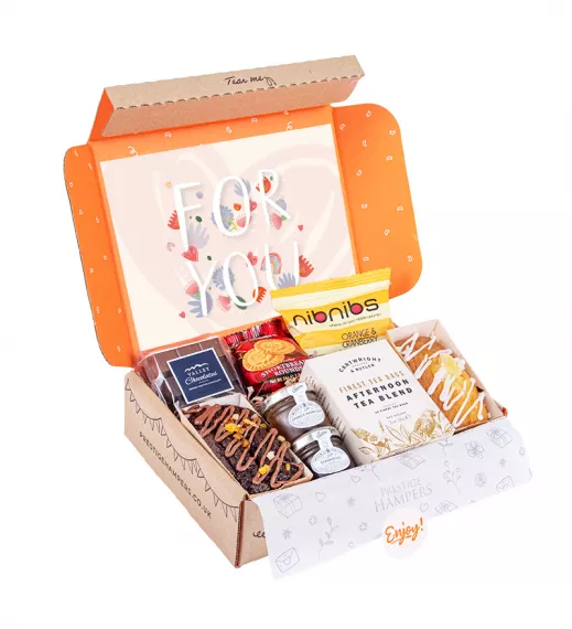 hampers - Afternoon Tea, £24.99 - What could be more perfect than having a delicious Afternoon Tea delivered through the post!