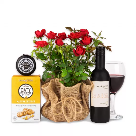 Gifts - Rose &amp; Shiraz, £39.99 - Experience the perfect combination of beauty and indulgence with our Rose & Shiraz gift.