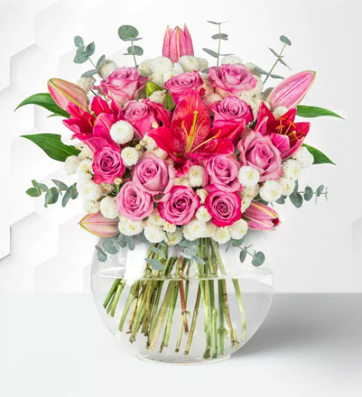 flowers - Paris Bouquet, £64.99 - Experience exquisite floral artistry with our stunning Paris bouquet.