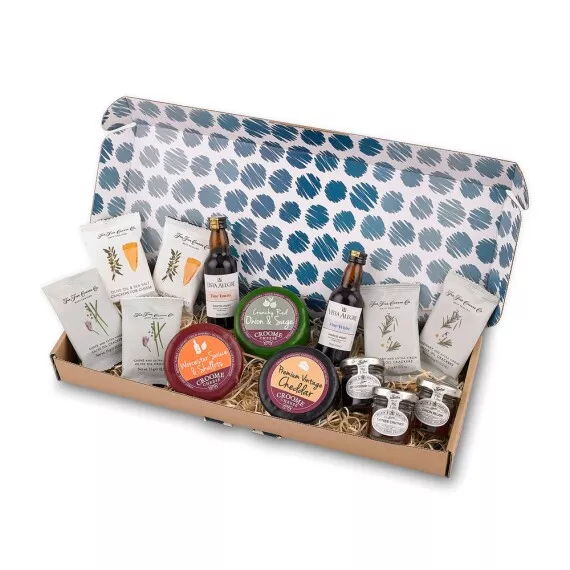 letterbox - Cheese Letterbox Hamper, £23.45 - This lovely letterbox gift contains everything needed for a cheese night for one!