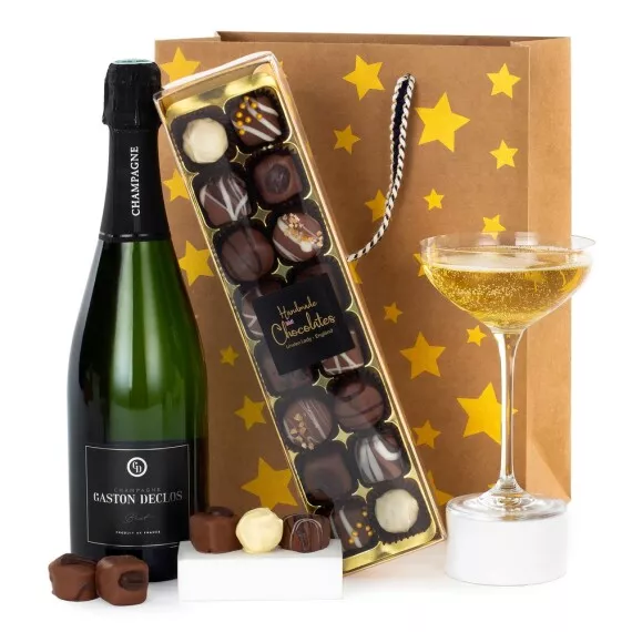 hampers - Champagne and Chocolates, £56.35 - There are few finer things in life than Champagne and Chocolate, so we've put them together!