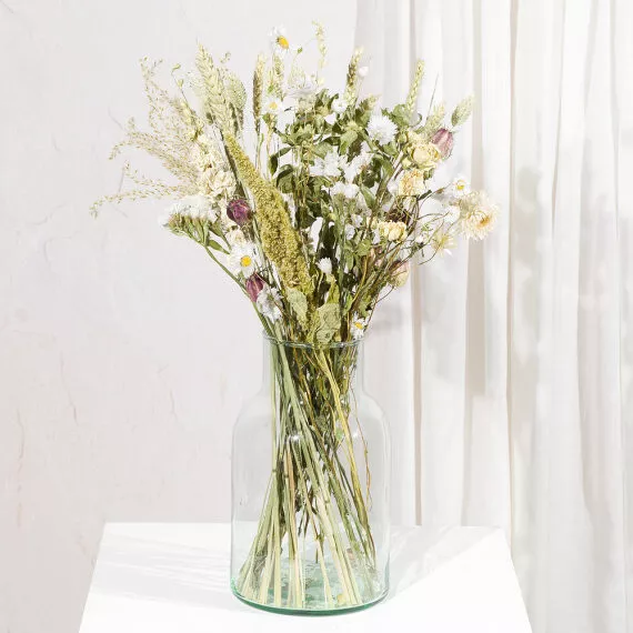 gifts - Boho Bliss Dried Flower Bouquet, £29.50 - This gorgeous collection of dried wildflowers and bunny tails is sure to be the center of attention.