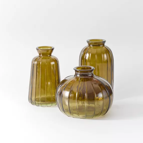 gifts - Amber Glass Bud Vases – Set of 3, £18.00 - A set of three small, elegant amber glass bud vases, perfect for displaying single stems or small arrangements.